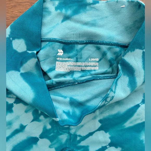 Target All in Motion Girls L Biker Shorts - Picture 3 of 3